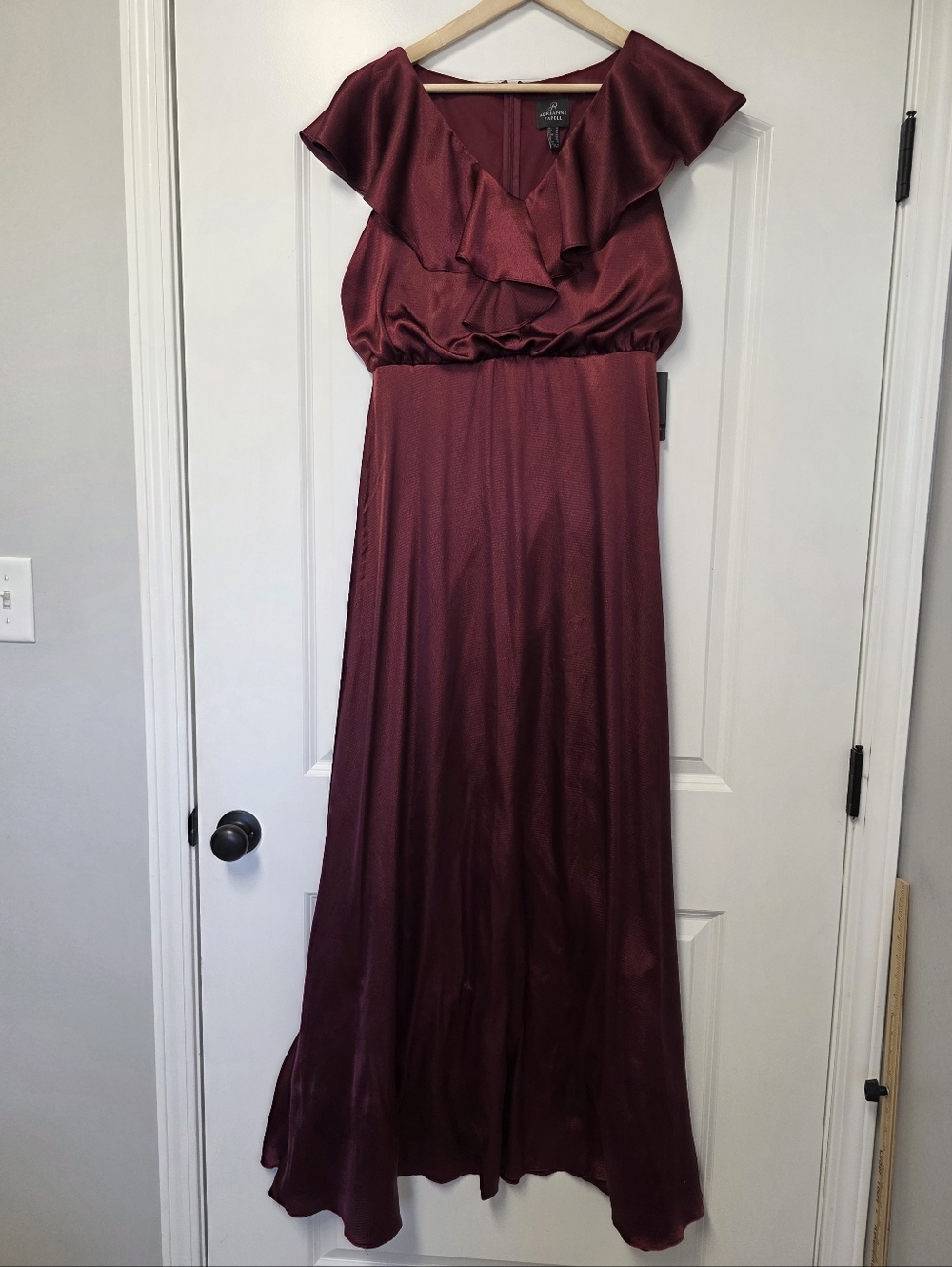 Adrianna Papell Women's Burgundy Wine Ruffle Hammered Satin Maxi Dress Size 10 - Picture 7 of 12